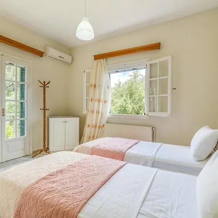 Apartament The 1 Vigglatouri