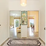 The 1 Apartment