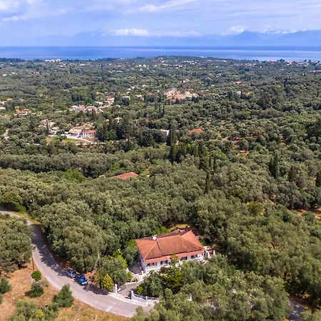 The 1 Apartment Vigglatouri